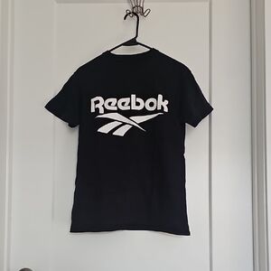 Reebok Classic Black Tee